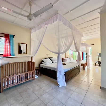 Banana House Villas Watamu Exterior photo