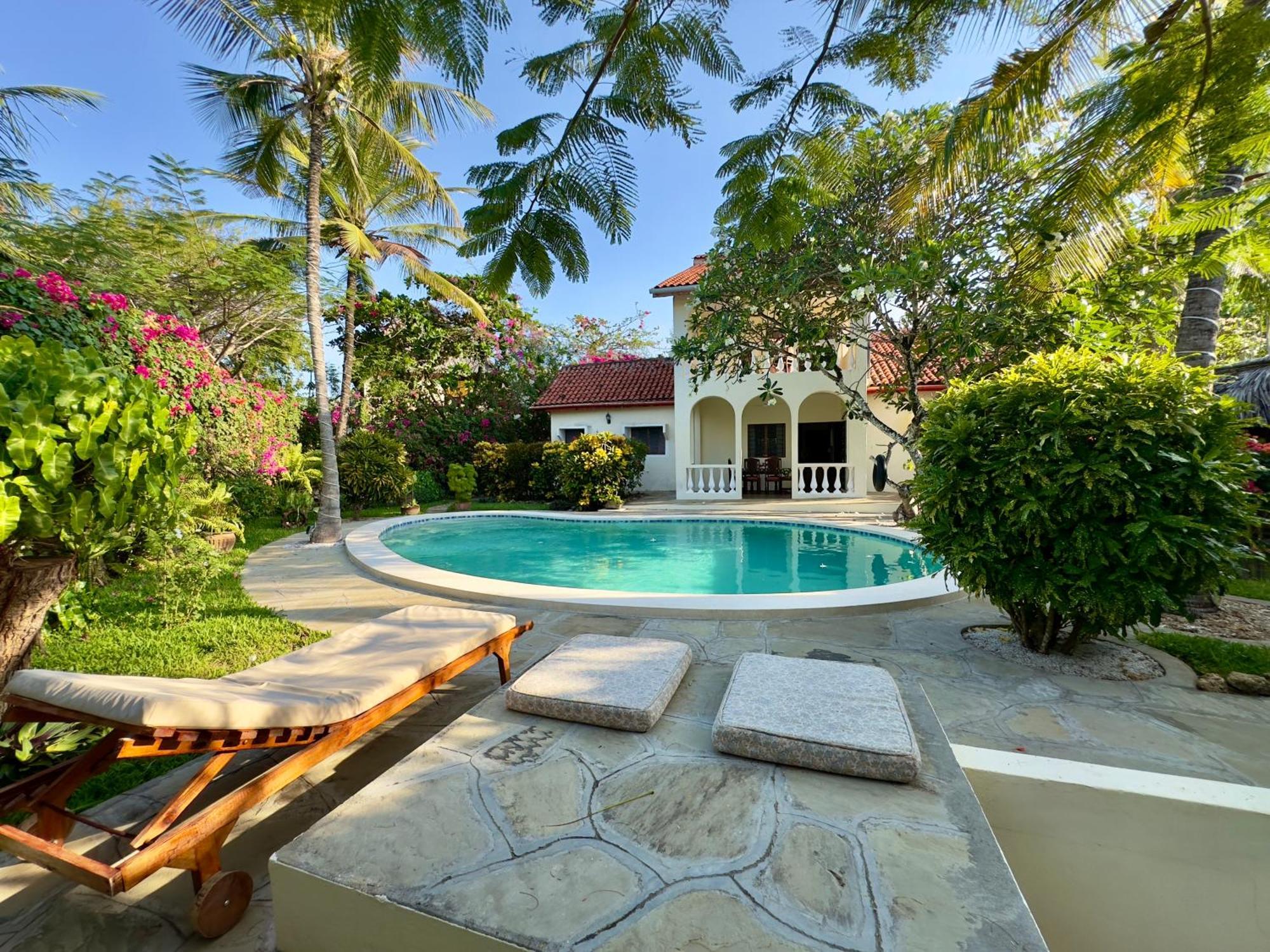 Banana Watamu